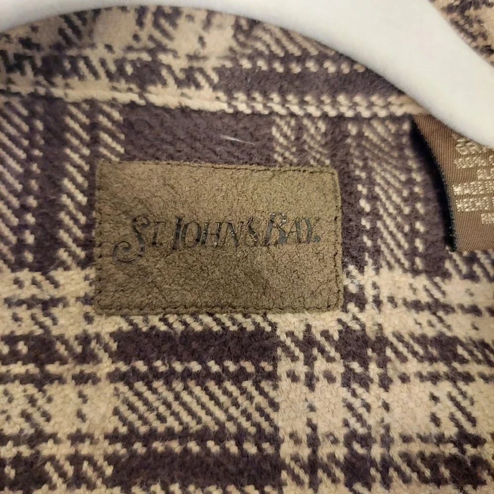 St Johns Bay Men L Brown Plaid Button Up Long Sleeve Cabin Outdoors Grunge Cabin